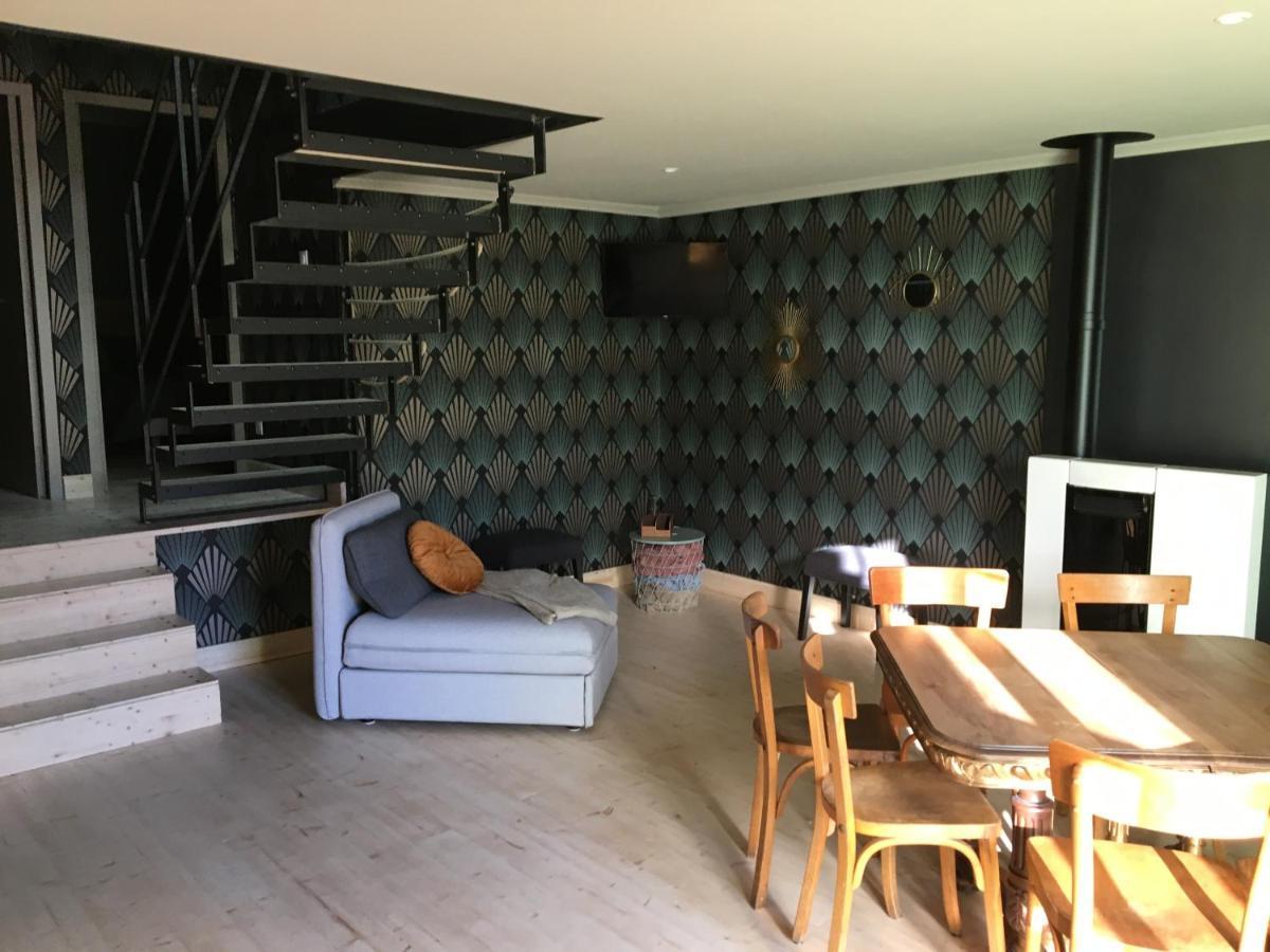 Ess'Folie Gite Chambles Exterior photo